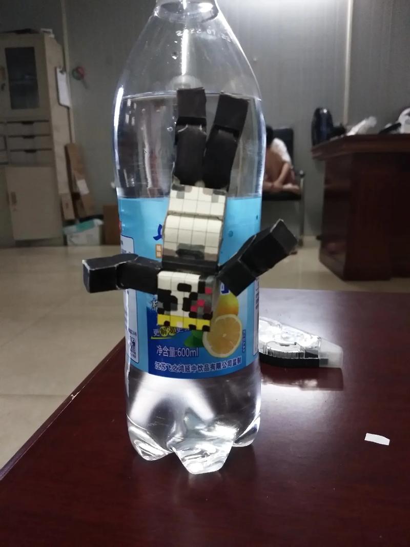 猪神与服务器之父之间有何神秘联系?